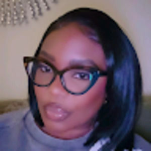 Meet your Posher, Celeste